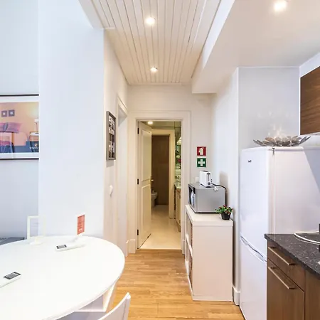 Refuge In Chiado, Elegance And Comfort In Appartamento *